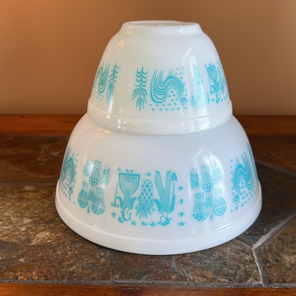 Vintage Set of 2 PYREX AMISH BUTTERPRINT Turquoise 401 & 403 mixing bowls EUC - Picture 3 of 13